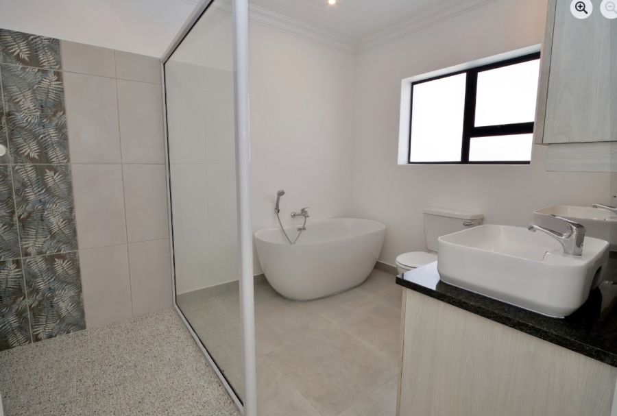 3 Bedroom Property for Sale in Stilbaai Wes Western Cape